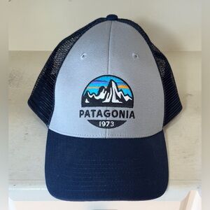 Patagonia Men’s Fitz Roy Scope LoPro Trucker Hat